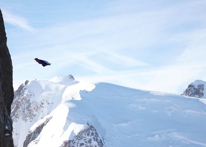 Tragédie en Haute-Savoie : un homme de 38 ans perd la vie lors d&rsquo;une aventure en wingsuit