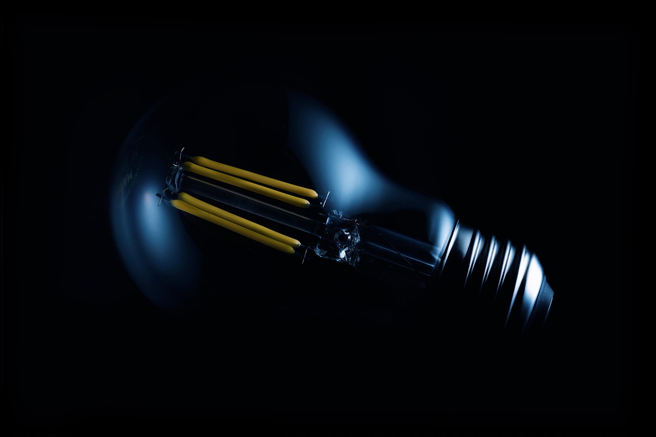 La France : un excédent d&rsquo;électricité qui pousse les producteurs à payer pour l&rsquo;exportation