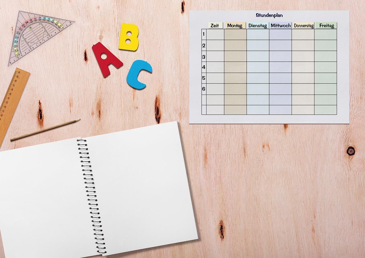 Début des cours dès 9 heures et semaine scolaire de cinq jours : la Convention citoyenne sur les rythmes de l’enfant présente son rapport